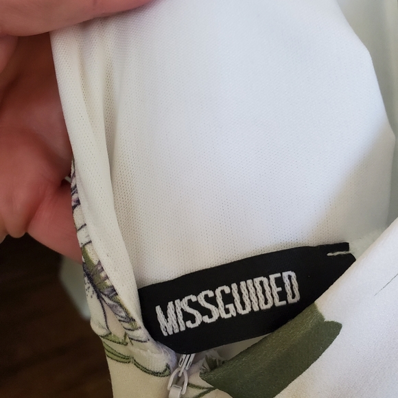 Missguided jumper - Picture 6 of 8